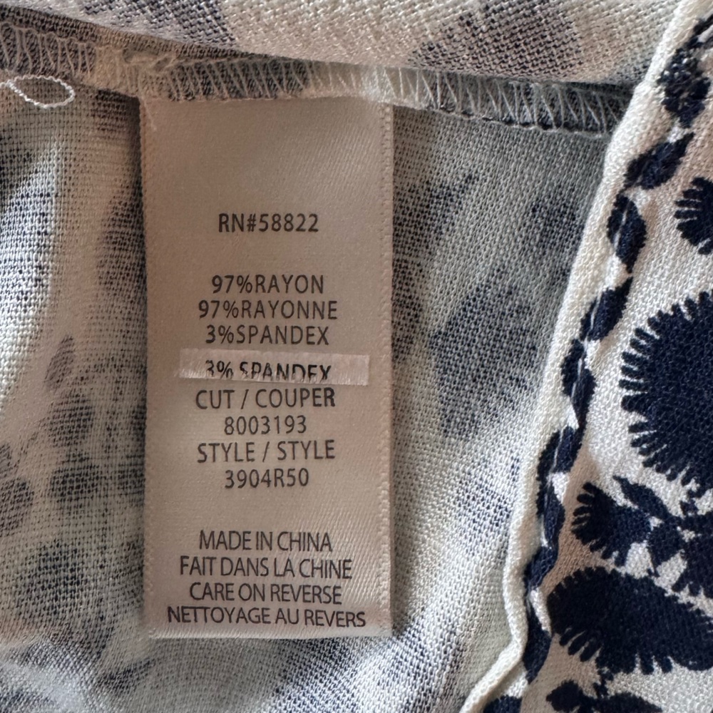 NWT Max Studio London Tiered Maxi Dress with Navy Floral Pattern - Picture 5 of 5